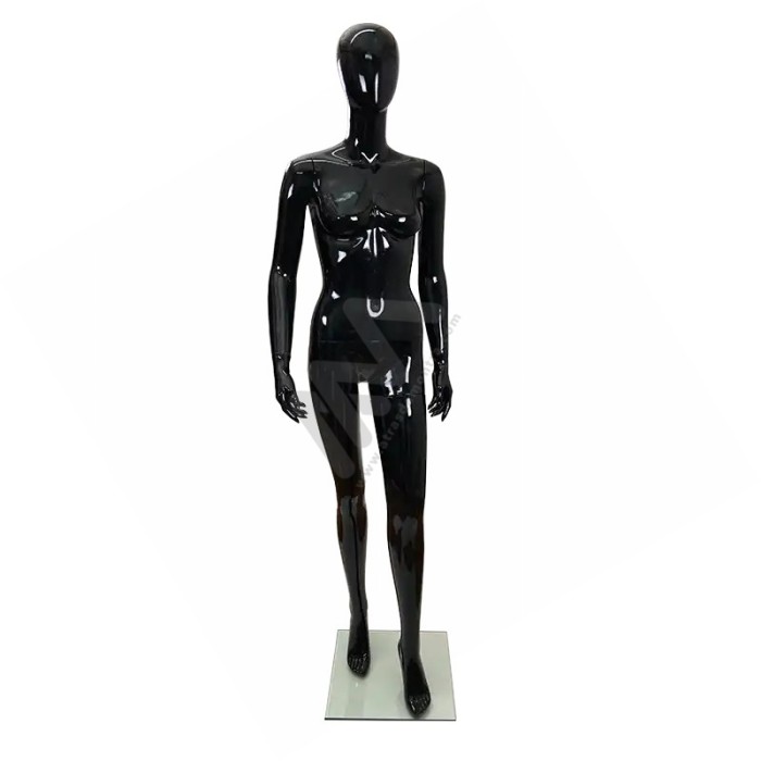 Manequim Senhora / Mulher com Cabeça sem feições Preto Brilhante Atrás da Montra