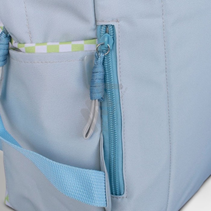 Two exterior side pockets