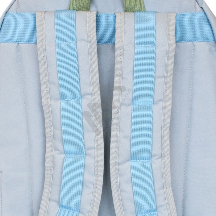 Adjustable cushioned straps with support for props and carabiner